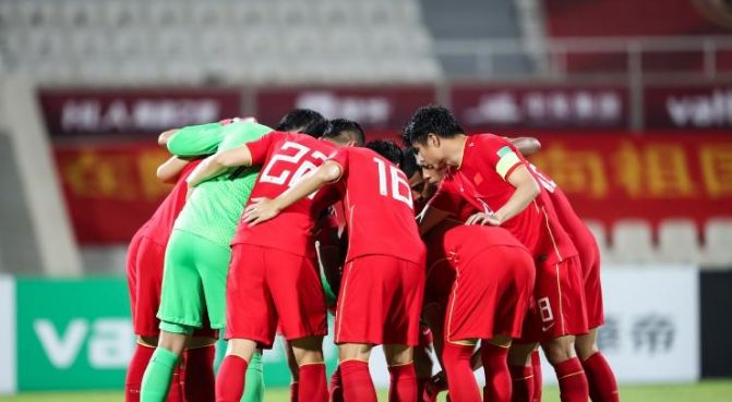 新华社给国足2点建议:拖住沙特再抢分,李铁不用阿兰洛国富也行休闲区蓝鸢梦想 - Www.slyday.coM 新华社给国足2点建议:拖住沙特再抢分,李铁不用阿兰洛国富也行休闲区蓝鸢梦想 - Www.slyday.coM