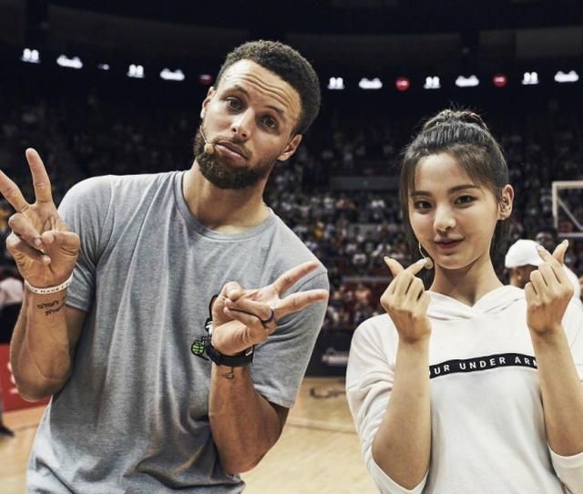 湖人可能5连败吗?詹姆斯、浓眉、威少有望合体,勇士状态正佳休闲区蓝鸢梦想 - Www.slyday.coM 湖人可能5连败吗?詹姆斯、浓眉、威少有望合体,勇士状态正佳休闲区蓝鸢梦想 - Www.slyday.coM