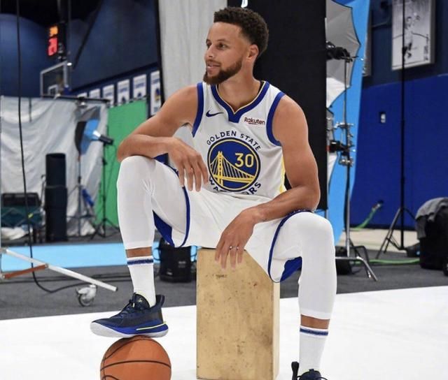 湖人可能5连败吗?詹姆斯、浓眉、威少有望合体,勇士状态正佳休闲区蓝鸢梦想 - Www.slyday.coM 湖人可能5连败吗?詹姆斯、浓眉、威少有望合体,勇士状态正佳休闲区蓝鸢梦想 - Www.slyday.coM