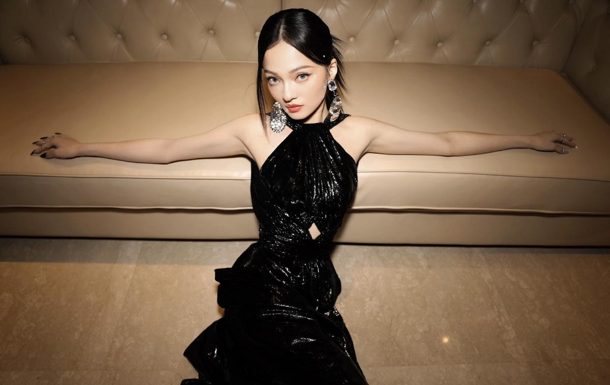 张韶涵这裙子不错蕾丝丝绒158cm身高穿出176气场