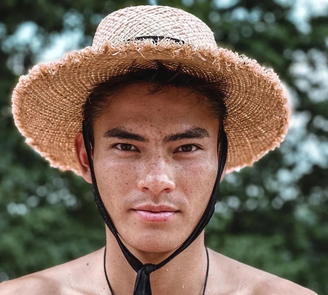 被越南人抵制的他,其实还挺不错的|模特|越南|资生堂_新浪新闻