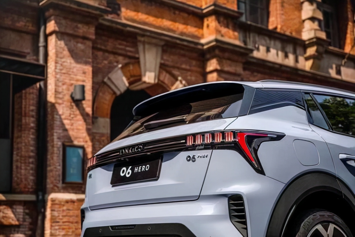 纯电续航84公里,领克06 phev满足你的城市出行没问题__财经头条