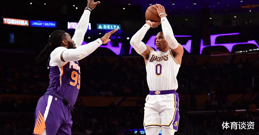 请把格林还回来！9助攻15失误，湖人发现上当了，詹姆斯不再发声休闲区蓝鸢梦想 - Www.slyday.coM