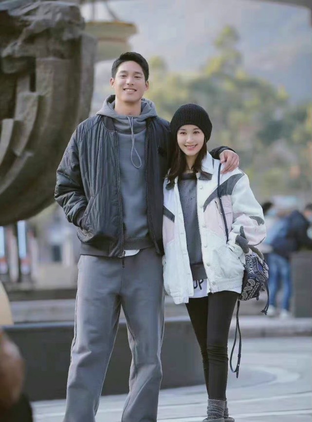 由郭敬明作为导演,邓伦以及春夏,赵又廷作为主演的电影中,王子文的