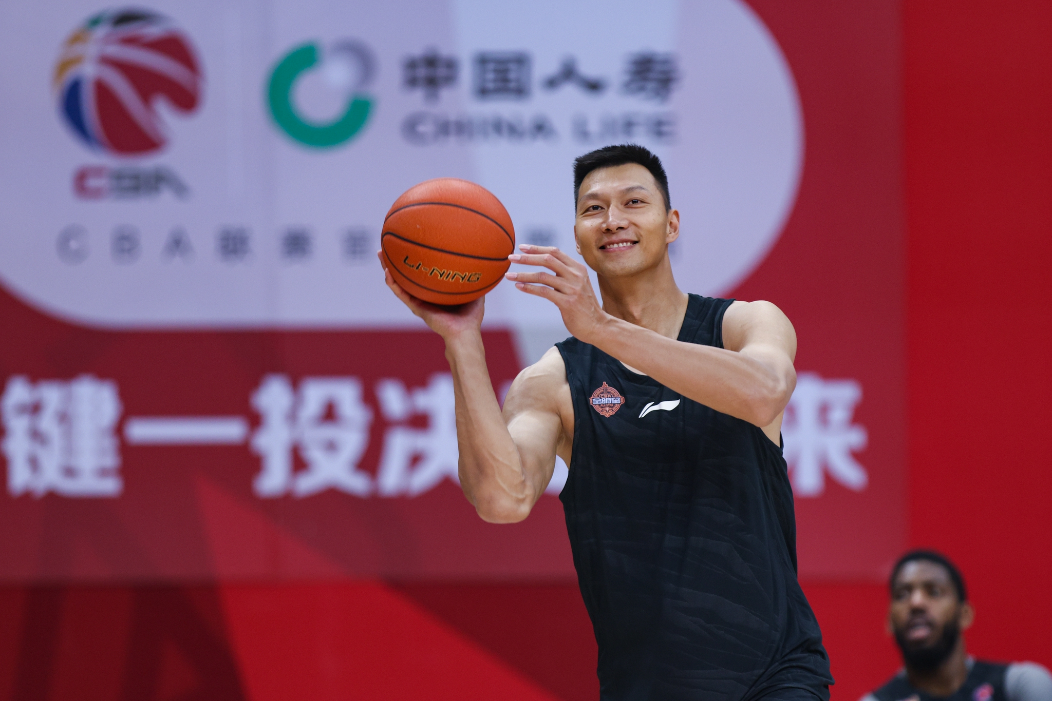 体坛联播|易建联时隔422天重回赛场,德国率先晋级世界杯