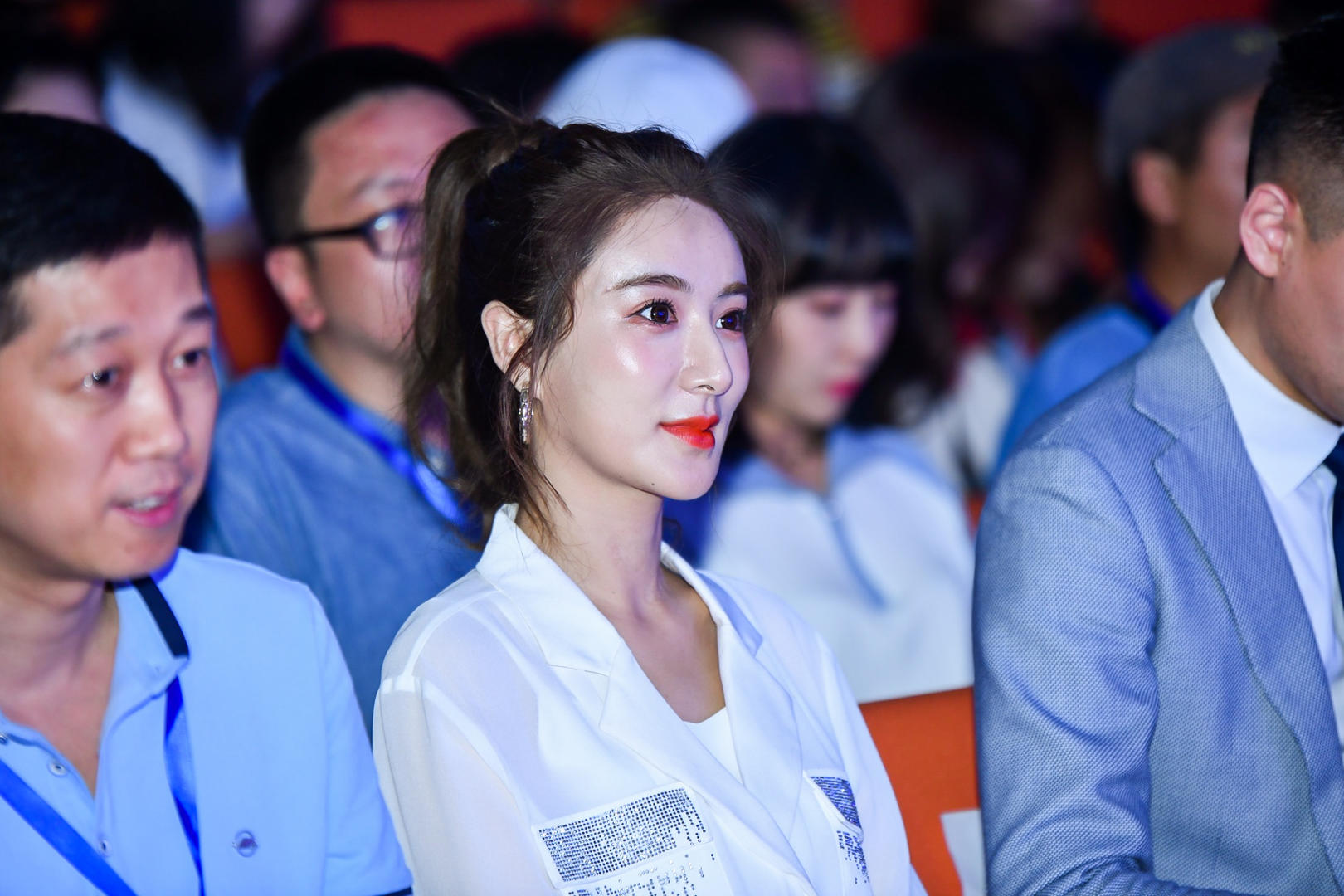 薇娅图据icphoto该公司成立于2021年7月,法定代表人及疑似实际控制人