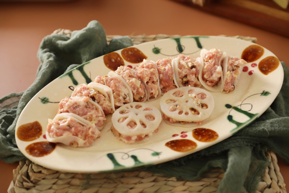 莲藕遇上肉夹一夹蒸一蒸清新绵密超爽口