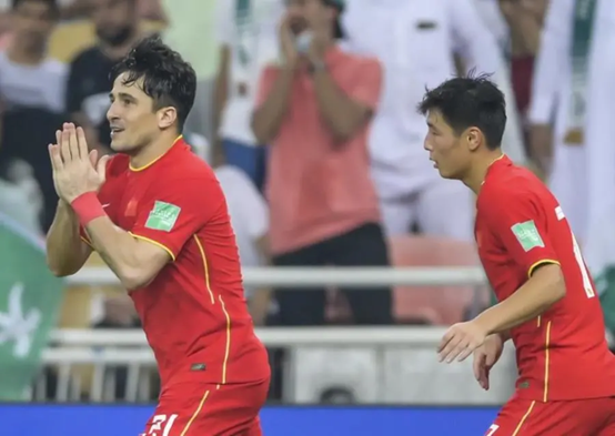 要想“富”，先修“路”，说不带洛国富的董路，到底打了谁的脸休闲区蓝鸢梦想 - Www.slyday.coM