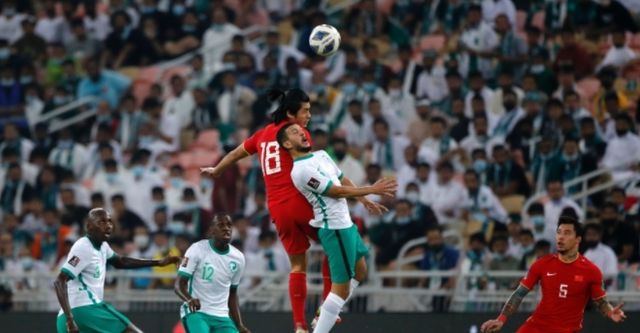 国足2:3沙特,李铁赛后接受采访甩锅,并向足协提出苛刻要求休闲区蓝鸢梦想 - Www.slyday.coM 国足2:3沙特,李铁赛后接受采访甩锅,并向足协提出苛刻要求休闲区蓝鸢梦想 - Www.slyday.coM