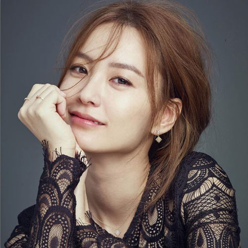 时隔两年回归大荧幕郑裕美接下新电影睡将携手李善均