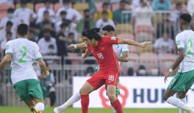 国足2:3沙特,李铁赛后接受采访甩锅,并向足协提出苛刻要求休闲区蓝鸢梦想 - Www.slyday.coM 国足2:3沙特,李铁赛后接受采访甩锅,并向足协提出苛刻要求休闲区蓝鸢梦想 - Www.slyday.coM