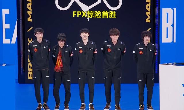 FPX险胜C9拿到首胜,Perkz魔怔带线给机会,赛后脸黑离场休闲区蓝鸢梦想 - Www.slyday.coM