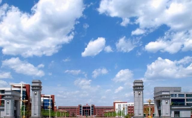 “男版张美玉”出没,河北一学生干部豪横式查寝,校方已作出回应休闲区蓝鸢梦想 - Www.slyday.coM “男版张美玉”出没,河北一学生干部豪横式查寝,校方已作出回应休闲区蓝鸢梦想 - Www.slyday.coM