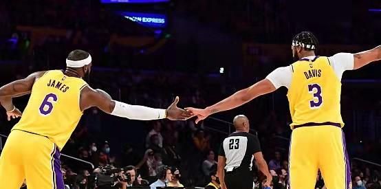 惨遭五连败!湖人三核合砍47分却暴露大问题,勇士休赛期引援捡宝休闲区蓝鸢梦想 - Www.slyday.coM