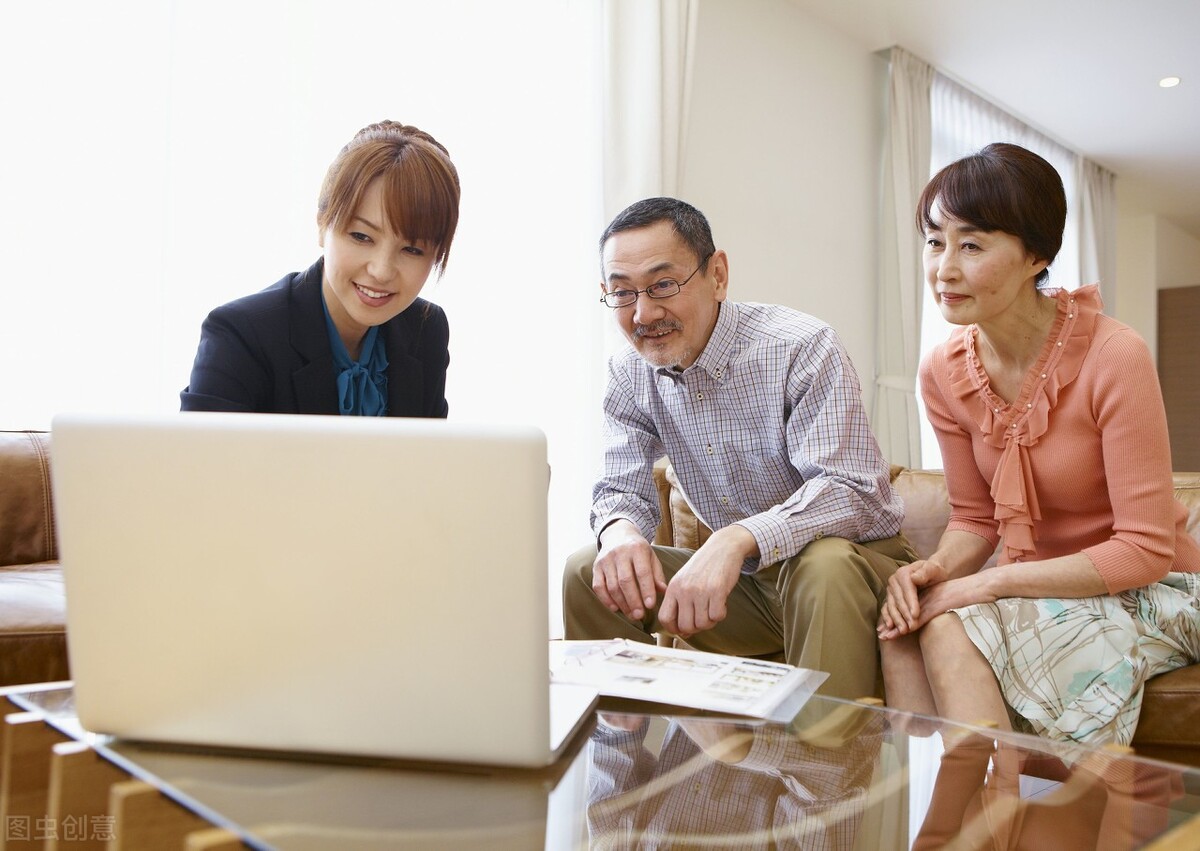 这个不是理论,全部都是动手,有了基本沟通语言才有学习的条件.