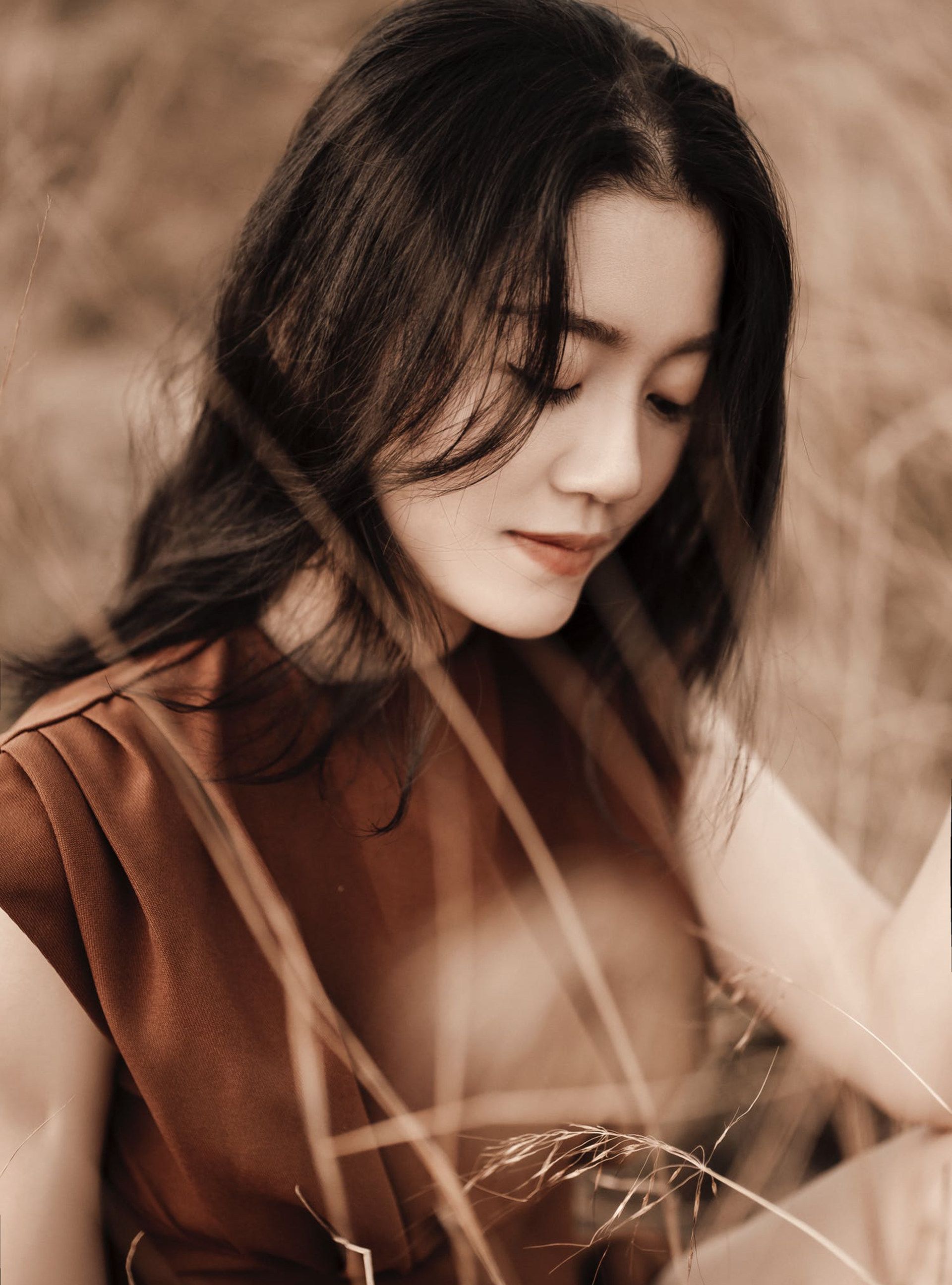 一个多情女人步步离婚的过程为爱情而傻从此恋上情人