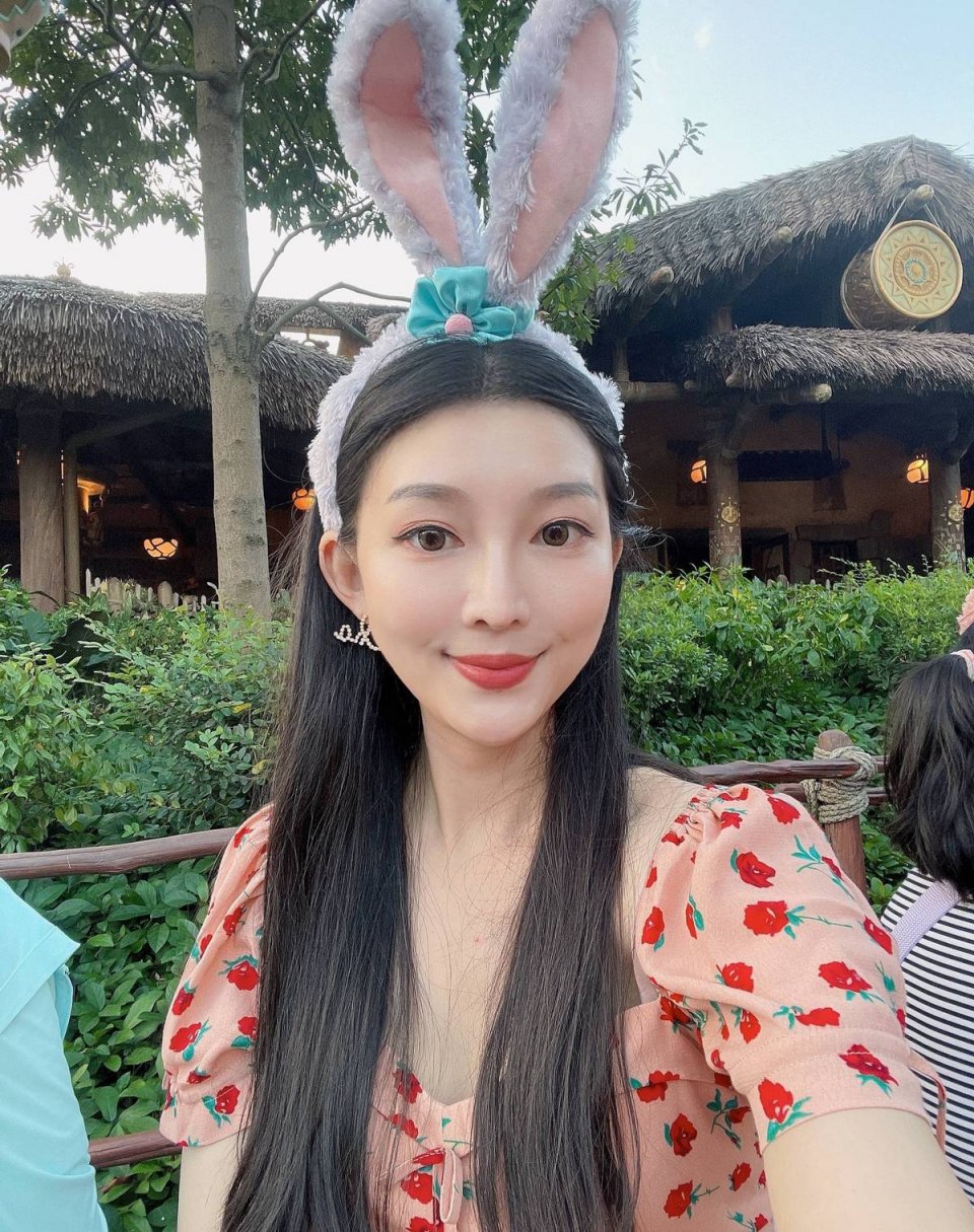 德云社烧饼老婆情绪崩溃发文给人感觉略压抑网友怀疑又怀三胎