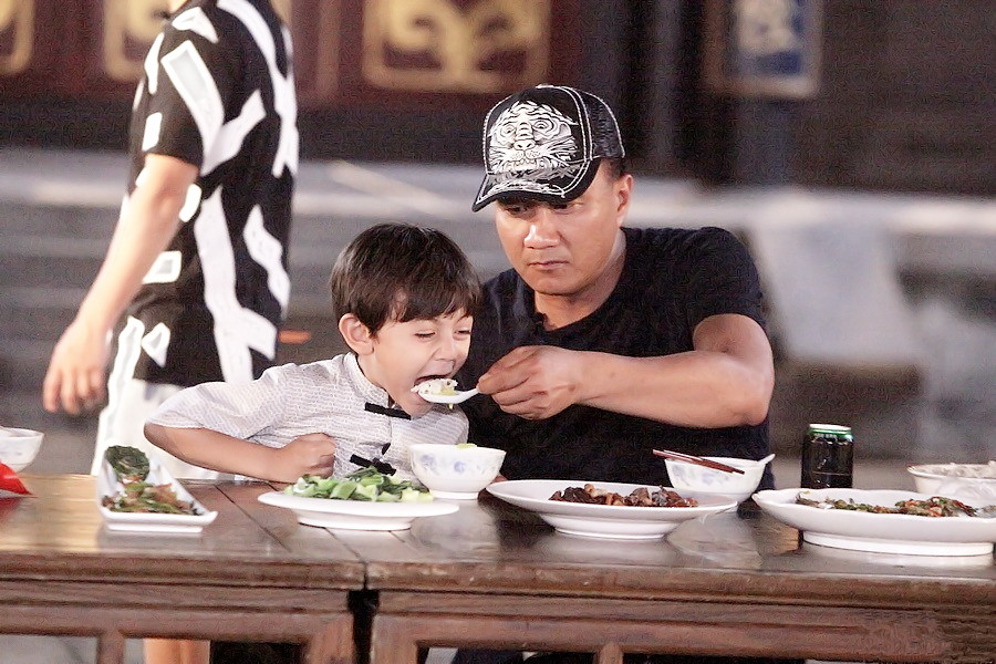 会火结语——作为一名演员,胡军是个当仁不让的铁血汉子,他努力钻研