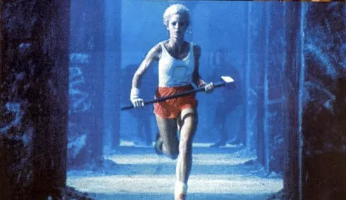 苹果经典广告片《1984》