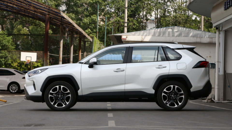 最后我们总结rav4荣放,本田cr-v的用车信息