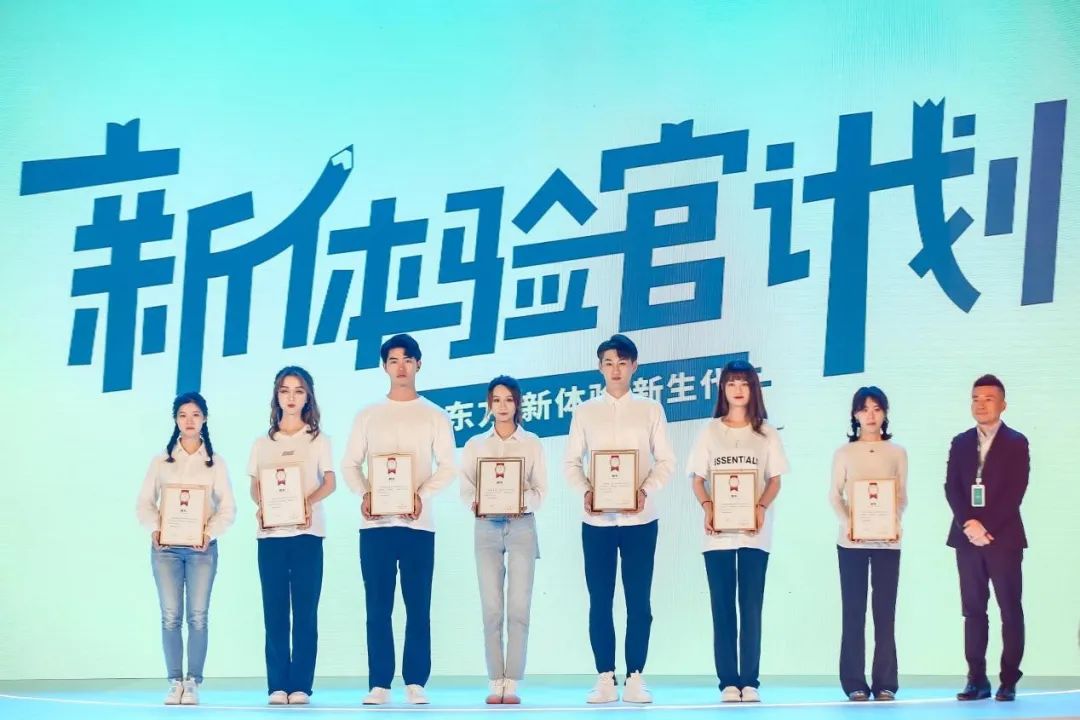 当代大学生的终不忘与意难平休闲区蓝鸢梦想 - Www.slyday.coM