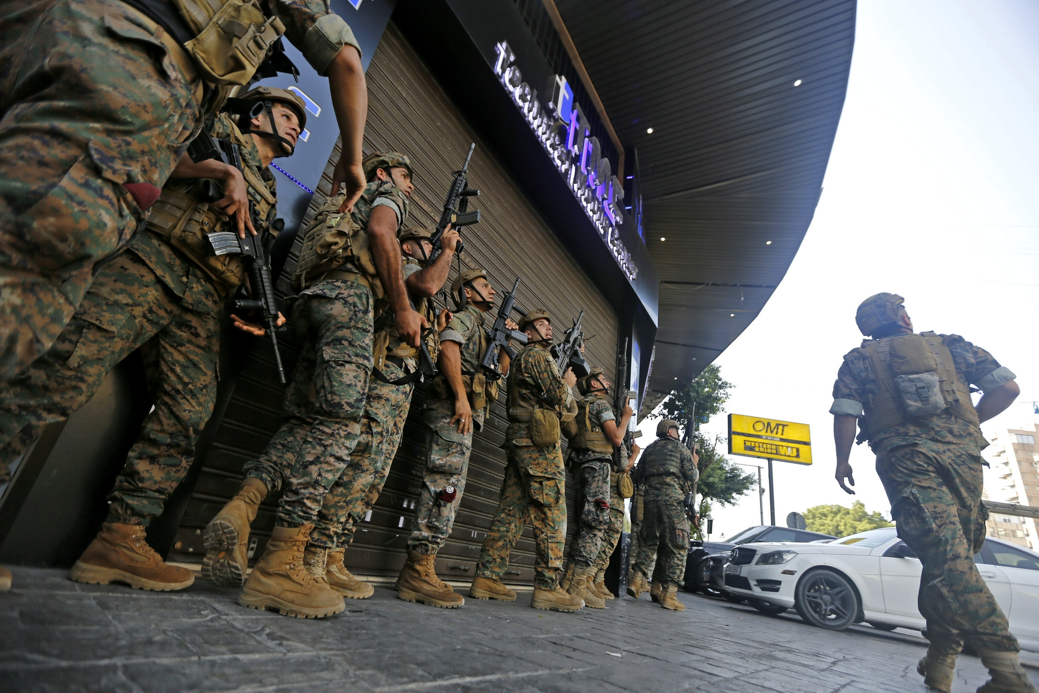 黎巴嫩贝鲁特发生枪击事件