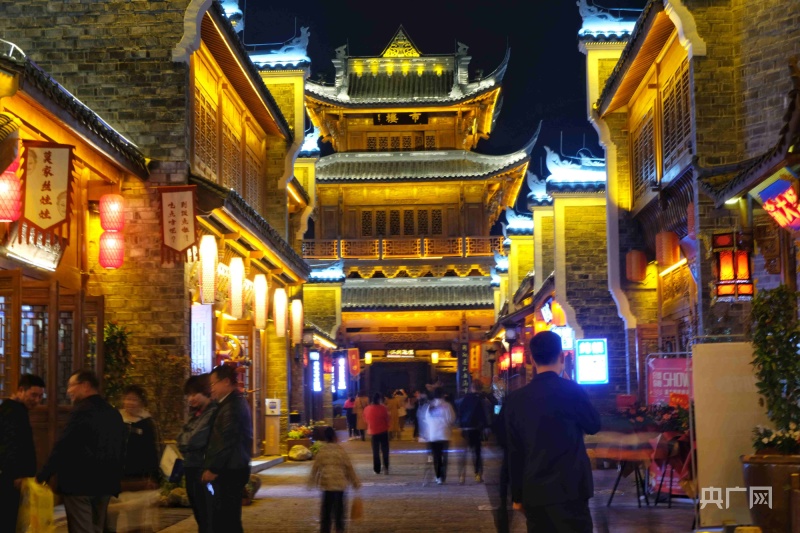 夜游铜仁古城