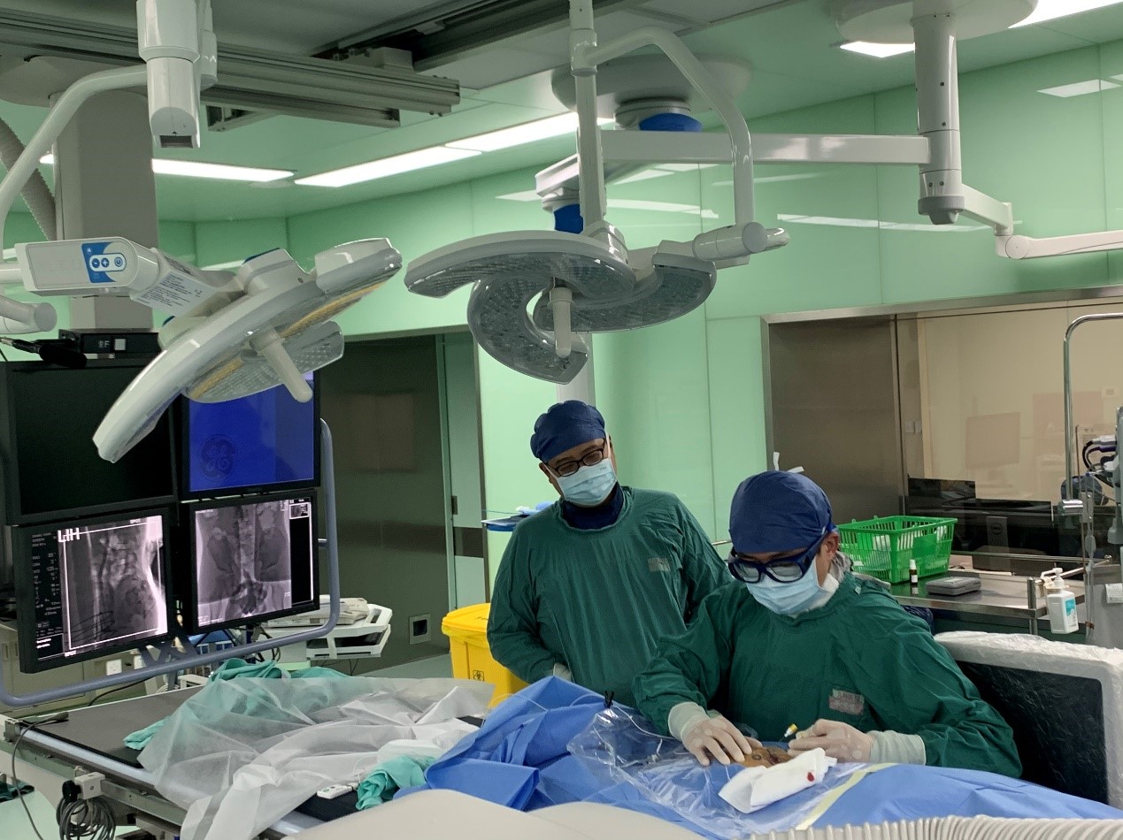 国内首例7岁男孩在沪接受这项手术终于摆脱尿不湿