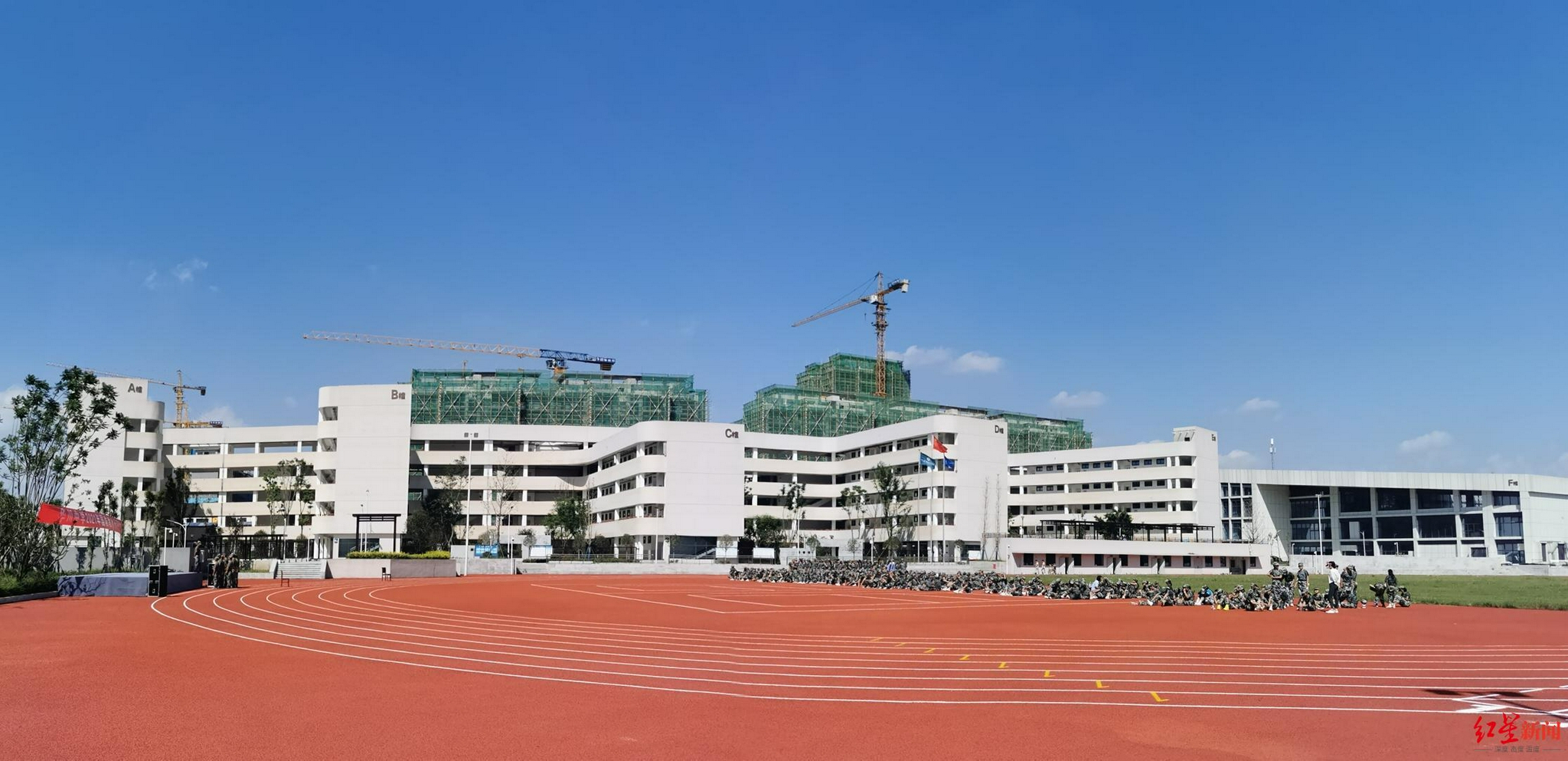 配套先行!成都80所新学校陆续投用,家门口的学位很充足