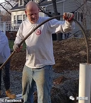 魔幻！美国女生被“穿裙子男生”性侵，父亲维权却被逮捕网暴：歧视跨性别休闲区蓝鸢梦想 - Www.slyday.coM