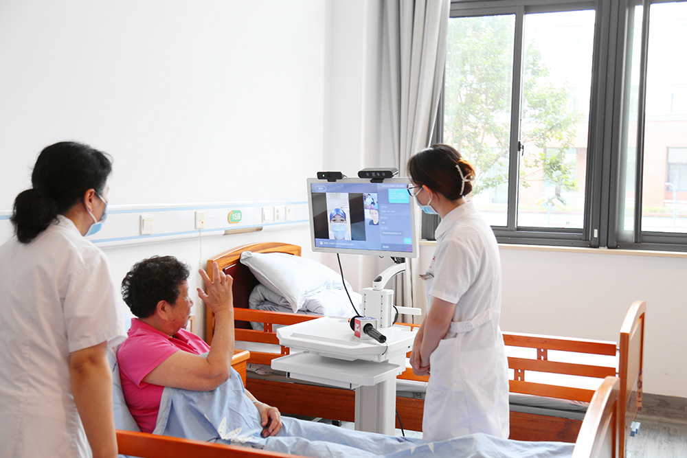 上海探索智慧医养服务,试点5g云诊室"进"养老院|上海市|上海市第一人