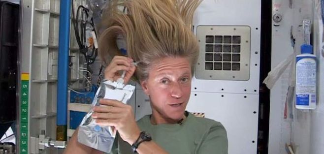 美女航天员王亚平：生理期怎么办？神十三16日发射，在轨6个月休闲区蓝鸢梦想 - Www.slyday.coM