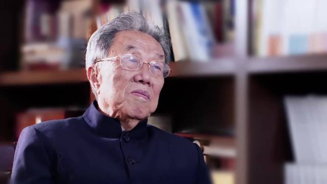 "人民艺术家"国家荣誉称号获得者王蒙为青年文艺工作者授课