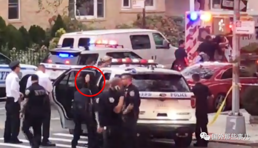 因感情问题，美国华裔女警开枪打伤前女友，打死另一名女子休闲区蓝鸢梦想 - Www.slyday.coM