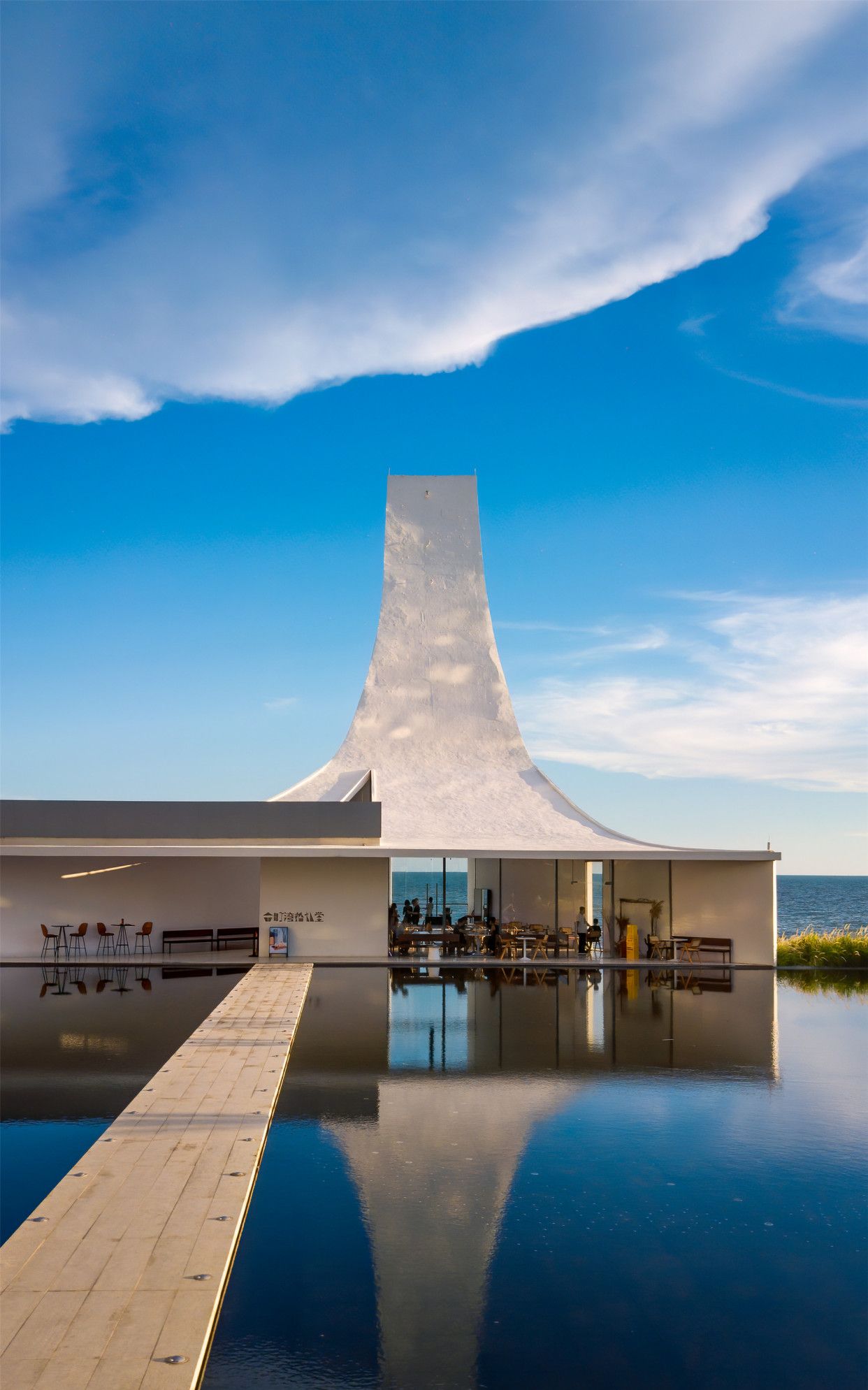 到金町湾海边,答案尽在一栋建筑之上__财经头条