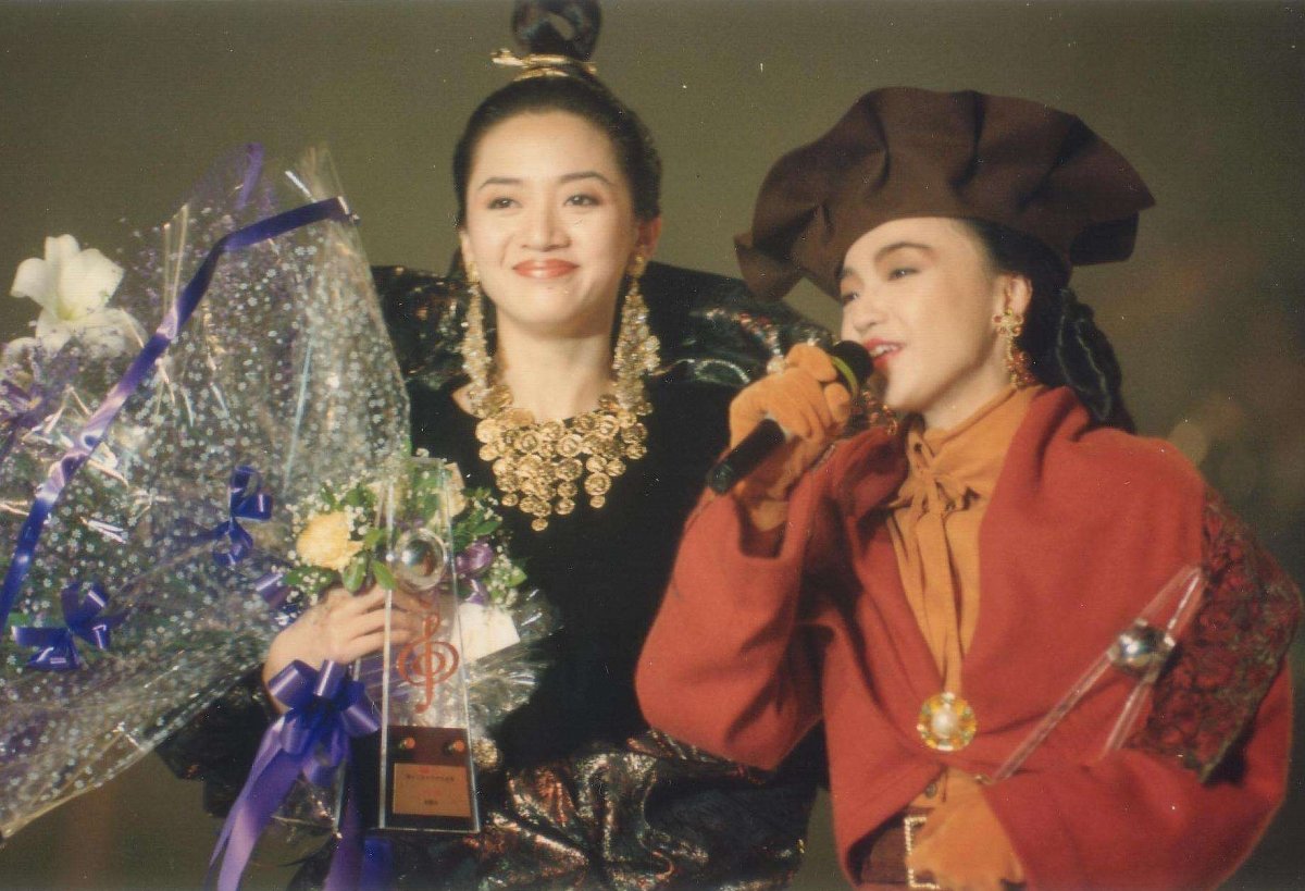 为何梅艳芳绝症仍坚持办演唱会?