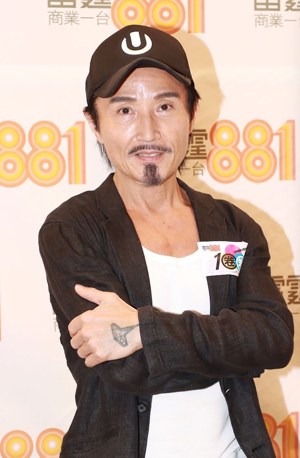 周启生为自闭症儿子报警，21岁次子在校被欺凌，已致右脚趾骨折