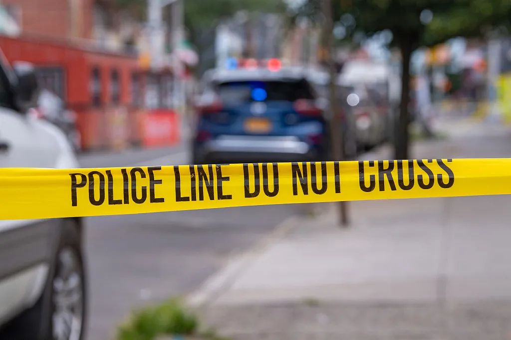 当地时间2021年7月31日，美国纽约市自助洗衣店发生枪击事件 致10人受伤。图/视觉中国