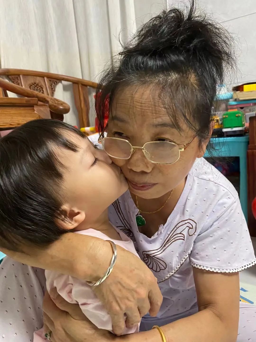 爱在重阳，孝润童心！永平一幼的孩子们多种形式给老人家送祝福~休闲区蓝鸢梦想 - Www.slyday.coM