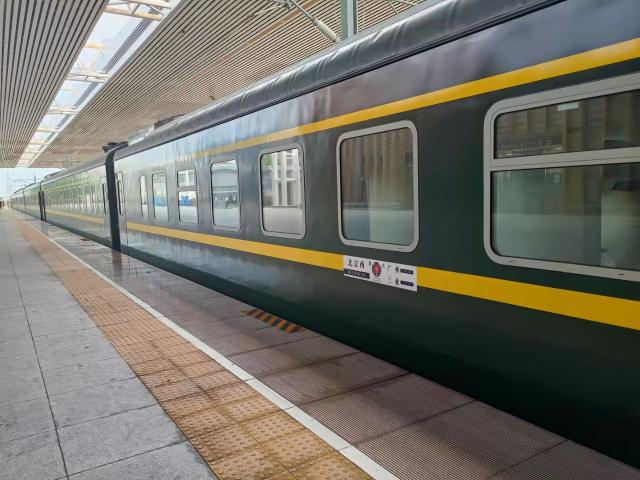 10月15日部分进出岛旅客列车恢复开行