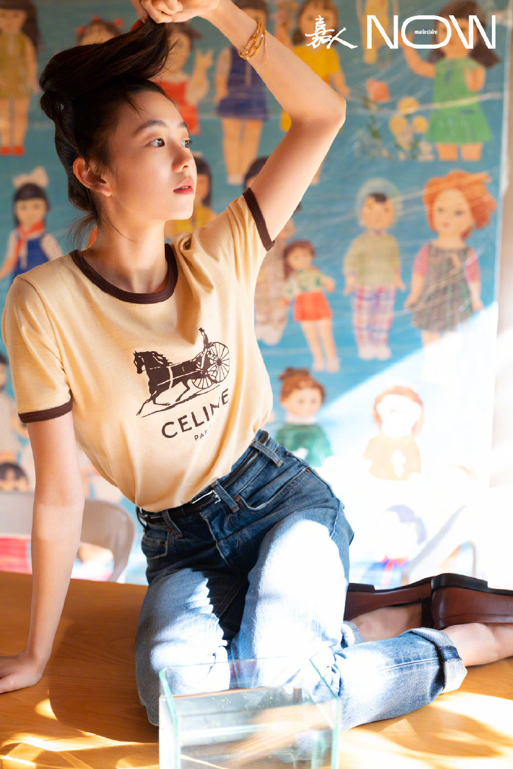 谋女郎刘浩存首登封面长相清纯但没辨识度网友怀疑张艺谋眼光