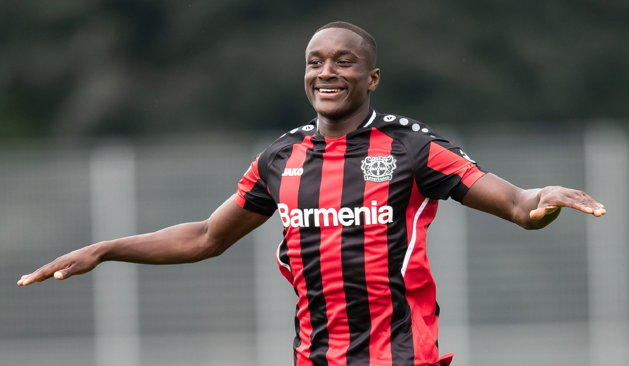 德甲官网专访穆萨-迪亚比:巴黎青训生涯获益匪浅,期待击败拜仁|迪亚比