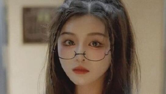 网红罗小猫猫子患上抑郁症，喝农药离世！某些网友的做法太无情休闲区蓝鸢梦想 - Www.slyday.coM