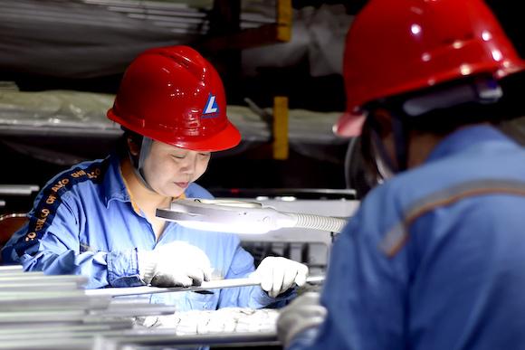 “神舟十三号”飞天逐梦 60%左右高精度铝材系“重庆造”休闲区蓝鸢梦想 - Www.slyday.coM