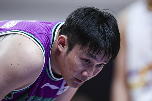 速评：丁彦雨航单节三分球3投3中，他正在转型，山东千万不要心急休闲区蓝鸢梦想 - Www.slyday.coM