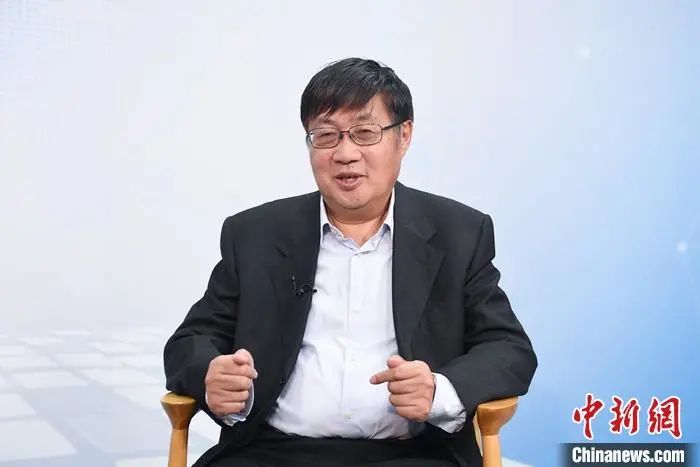 女航天员在太空也能化妆？来例假怎么办？休闲区蓝鸢梦想 - Www.slyday.coM