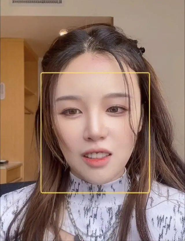 女网红直播间喝药轻生，被网友质疑炒作，抢救无效身亡休闲区蓝鸢梦想 - Www.slyday.coM