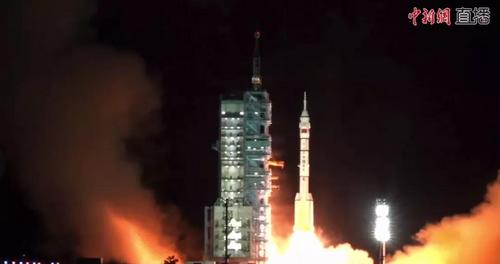 中国成功发射神舟十三号载人飞船休闲区蓝鸢梦想 - Www.slyday.coM