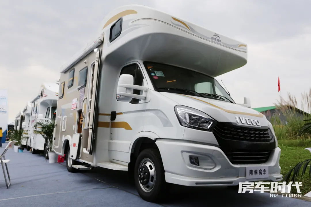 凯歌系列一直是隆翠房车里销量和质量的担当,轻量化的车身设计,优秀的