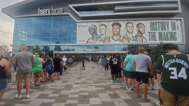 仅一夜!湖人或交易威少,篮网见证雄鹿领戒指,库里成开拓者克星休闲区蓝鸢梦想 - Www.slyday.coM 仅一夜!湖人或交易威少,篮网见证雄鹿领戒指,库里成开拓者克星休闲区蓝鸢梦想 - Www.slyday.coM